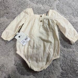 Cream Long Sleeve Baby Romper S-6-9 m..#872